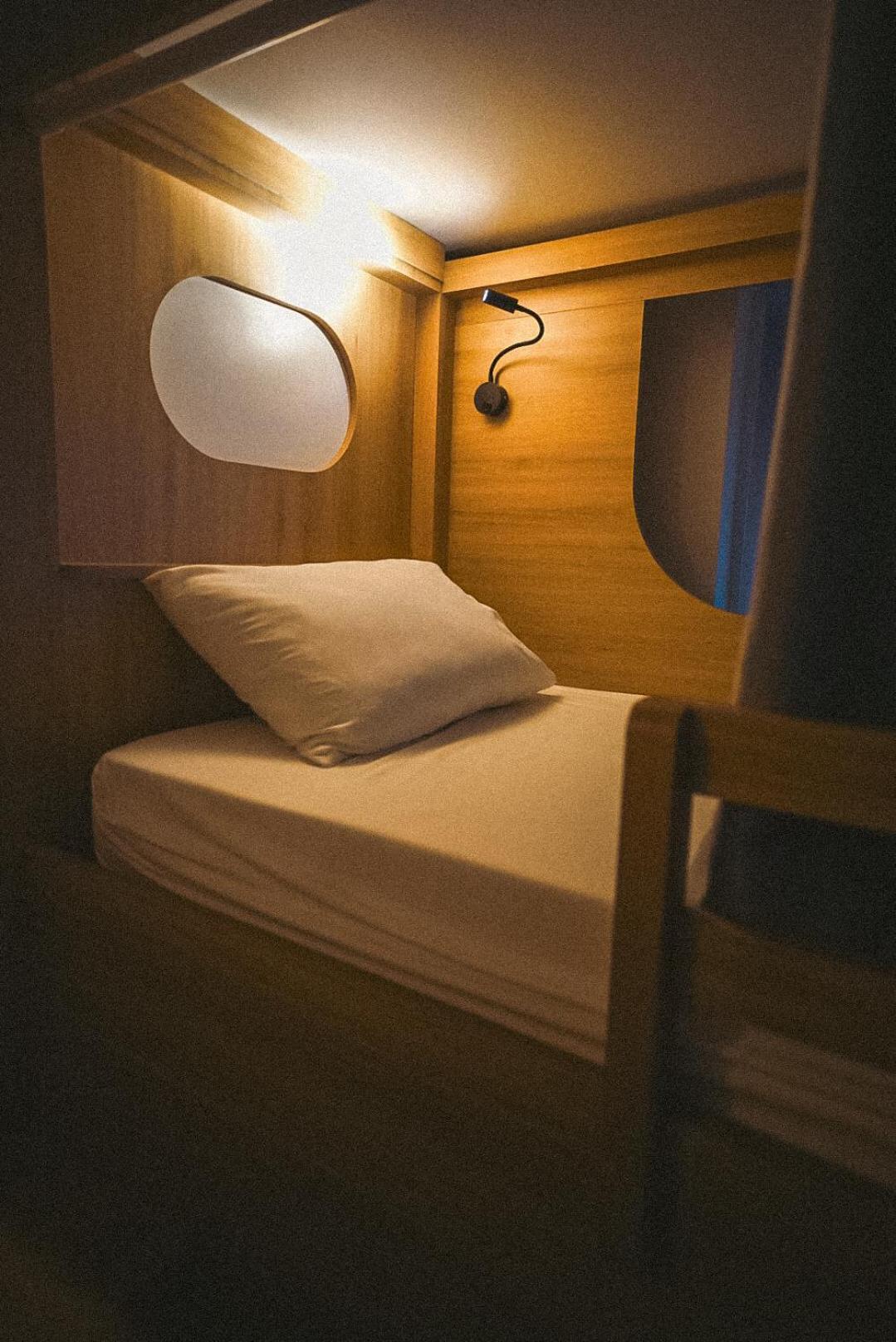 The One Hostel Hanoi Buitenkant foto